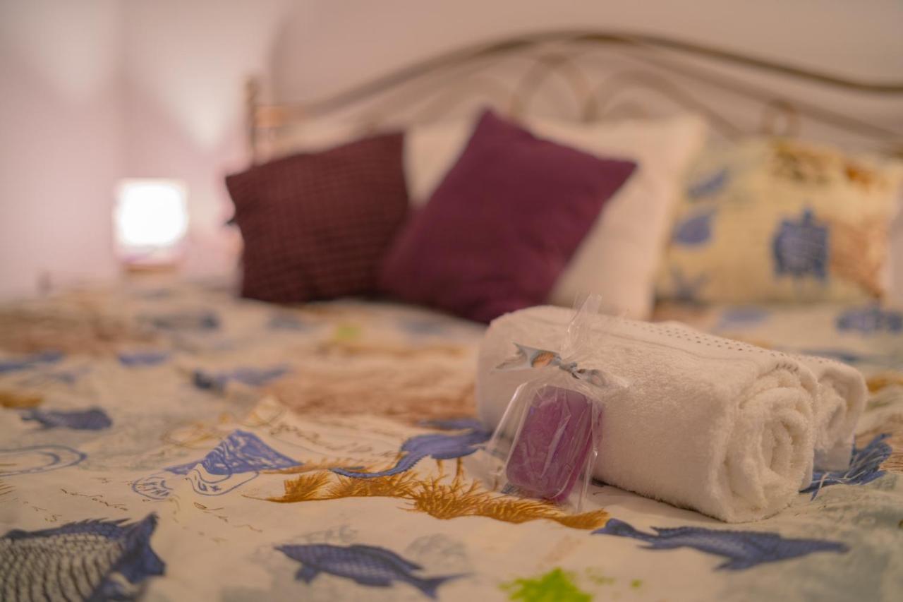 Villa Oasis กอสเตรนา ภายนอก รูปภาพ